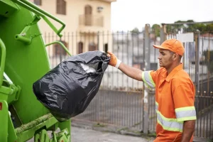 What Makes Contractor Garbage Bags Suitable for Heavy-Duty Applications?